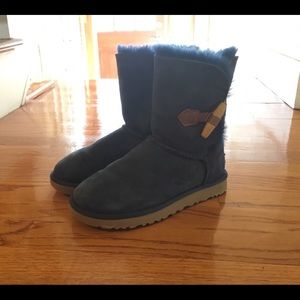 Women’s Ugg boot Size 6.5